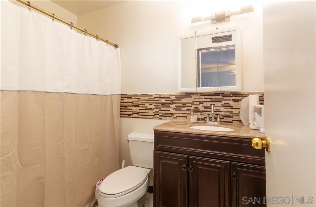 628 Bluffview Road Spring Valley, CA 91977 - Photo 11 of 15