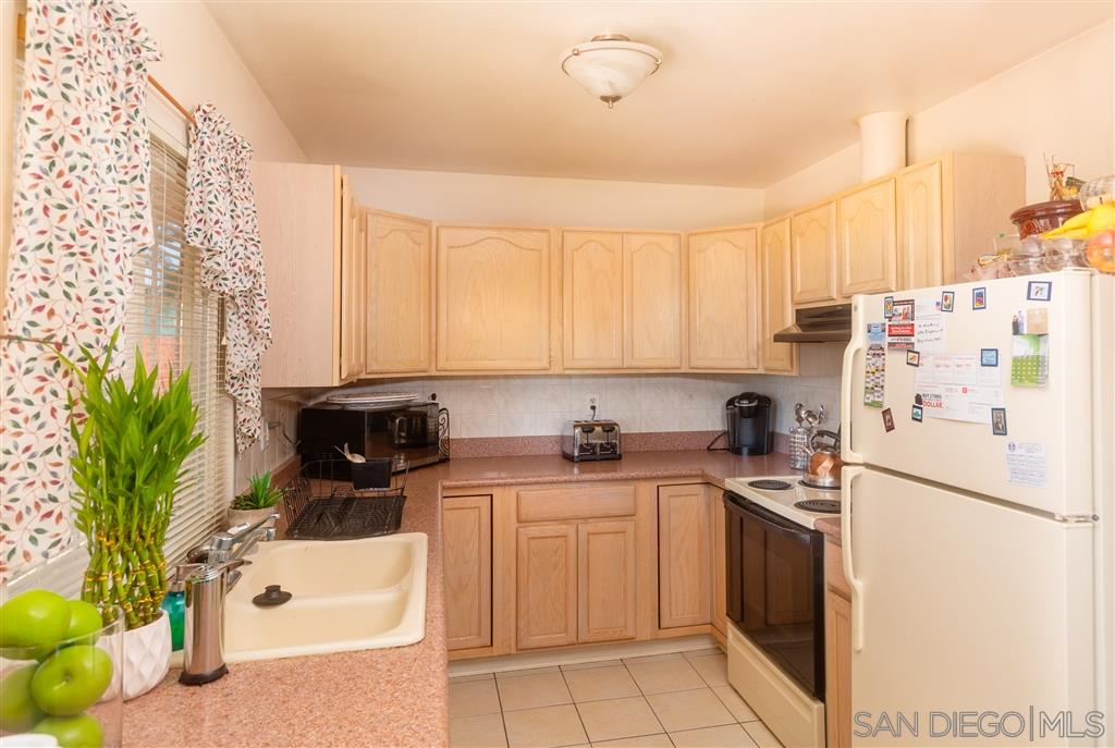 628 Bluffview Road Spring Valley, CA 91977 - Photo 5 of 15