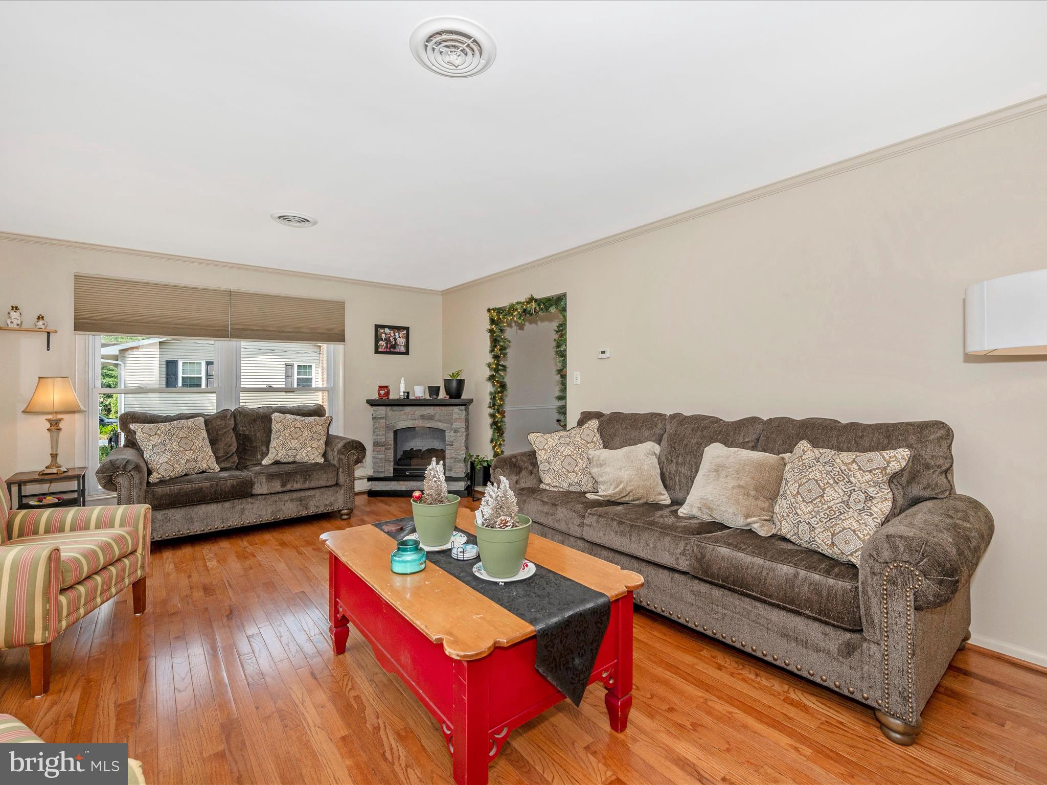 6423 Bikle Road Fayetteville, PA 17222 - Photo 4 of 56 Living Room
