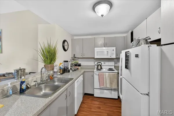 $120,000 | 5316 Pershing Avenue, Unit 507, St. Louis, MO 63112