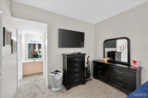 $120,000 | 5316 Pershing Avenue, Unit 507, St. Louis, MO 63112