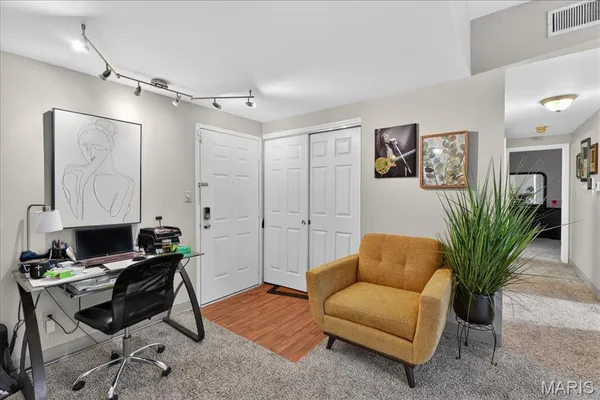 $120,000 | 5316 Pershing Avenue, Unit 507, St. Louis, MO 63112