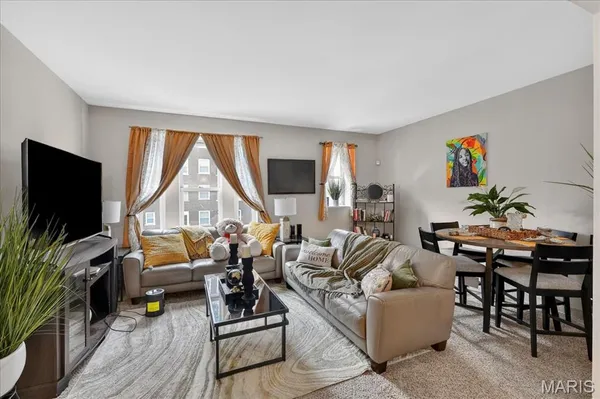 $120,000 | 5316 Pershing Avenue, Unit 507, St. Louis, MO 63112