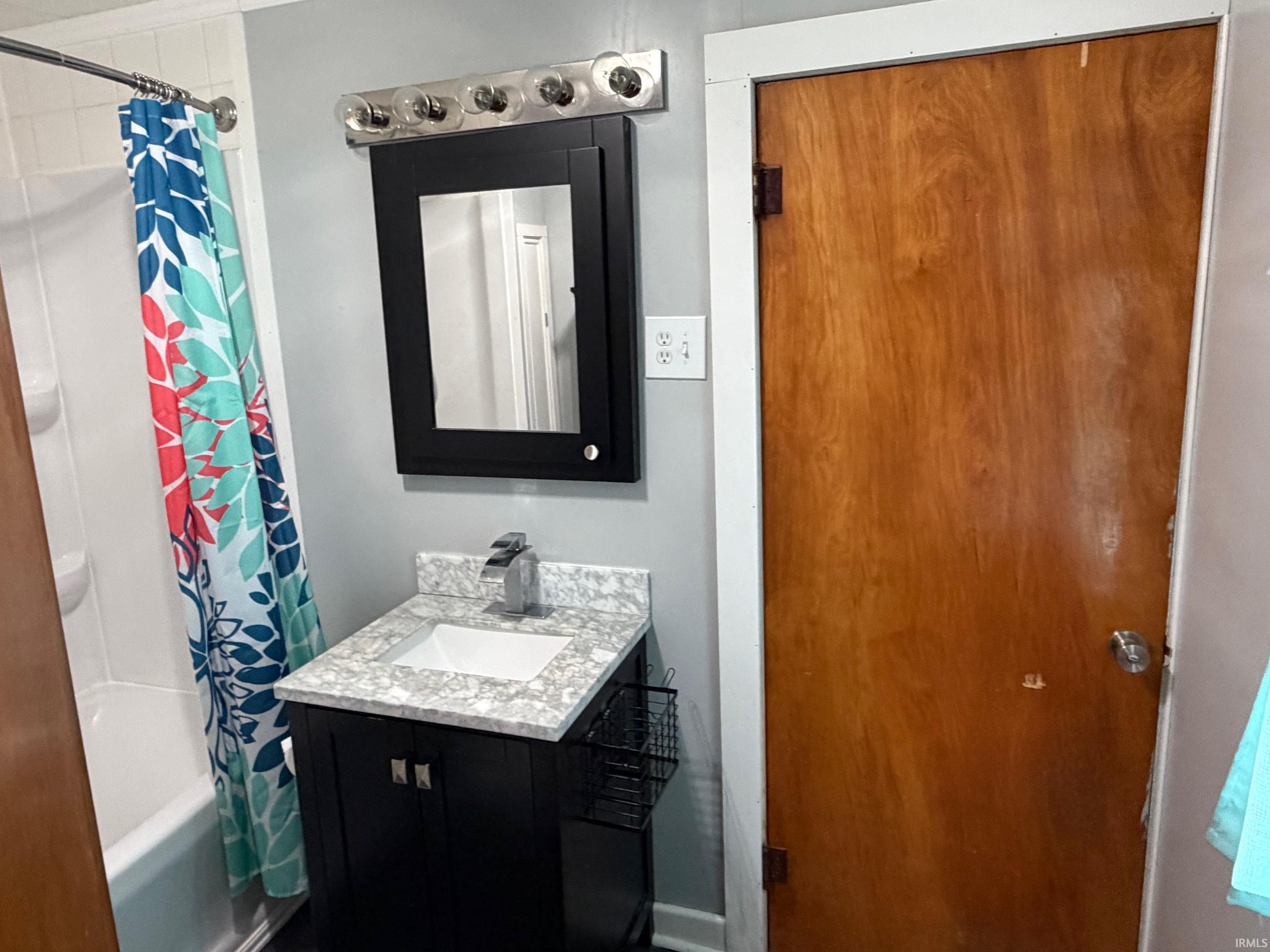 219 North Michigan Street Argos, IN 46501 - Photo 11 of 21