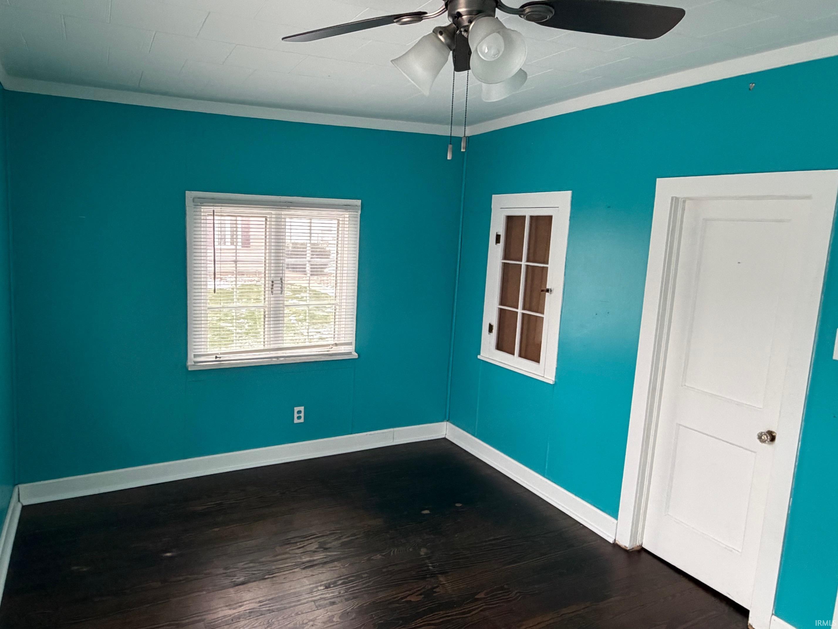 219 North Michigan Street Argos, IN 46501 - Photo 10 of 21