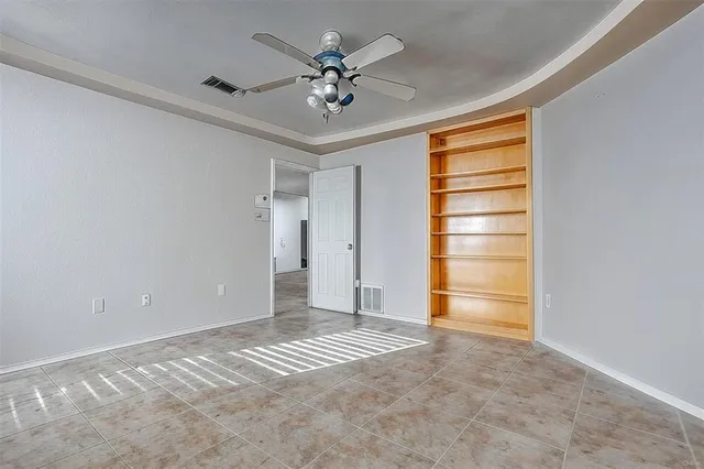 $300,000 | 1907 Live Oak Circle, Azle, TX 76020