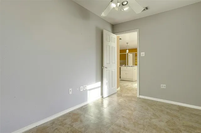 $300,000 | 1907 Live Oak Circle, Azle, TX 76020