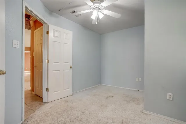 $300,000 | 1907 Live Oak Circle, Azle, TX 76020