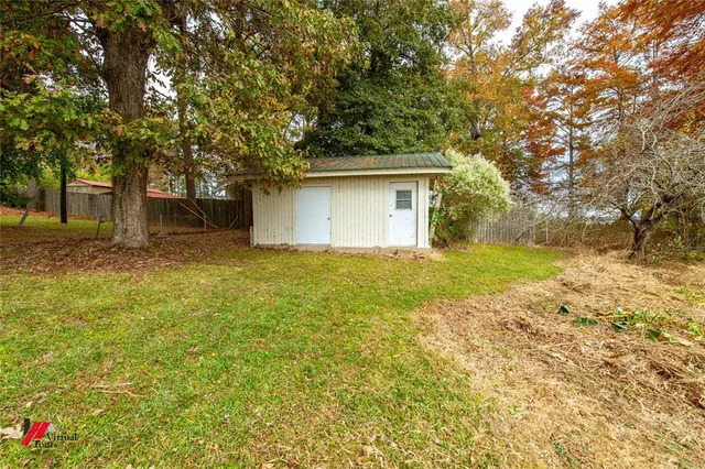 $255,000 | 40 Lafayette County Road 2031, Taylor, AR 71861