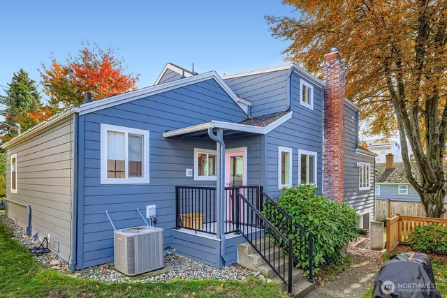 $950,000 | 10345 Ashworth Avenue North, Seattle, WA 98133