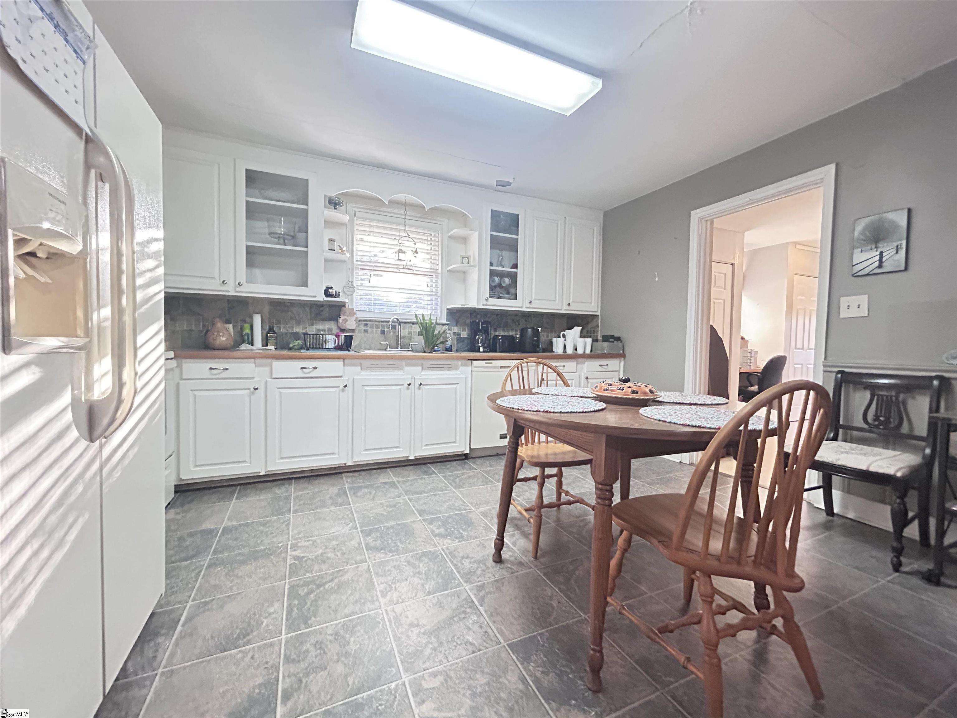 119 Weathers Circle Fountain Inn, SC 29644 - Photo 11 of 14