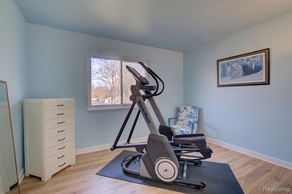 4187 West Allen Road Howell, MI 48855 - Photo 37 of 44 Gallery Image 37