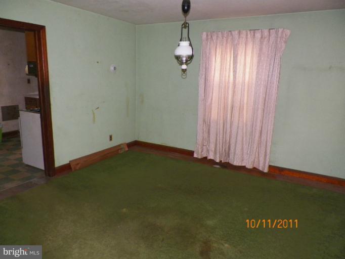 4636 Ridge Road Nottingham, MD 21236 - Photo 1 of 14 Dining Room