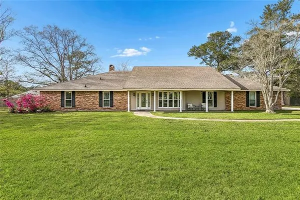 $425,000 | 125 Rue De La Paix, Slidell, LA 70461
