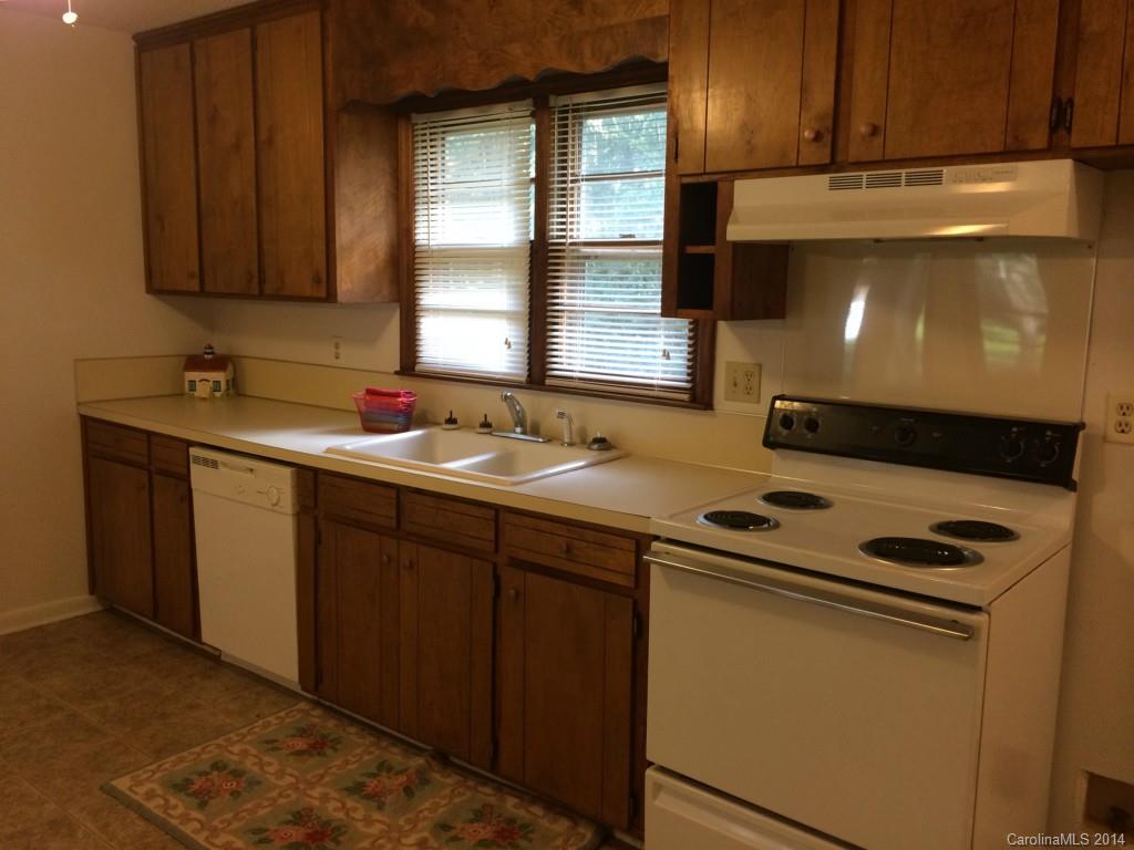 1669 Gray Fox Road Iron Station, NC 28080 - Photo 3 of 22 Gallery Image 3