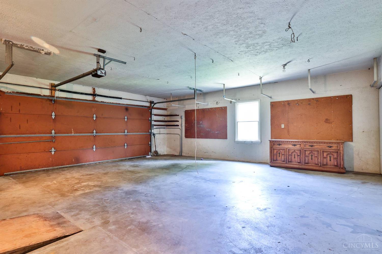 6410 Daly Road Cincinnati, OH 45224 - Photo 43 of 82 Gallery Image 43