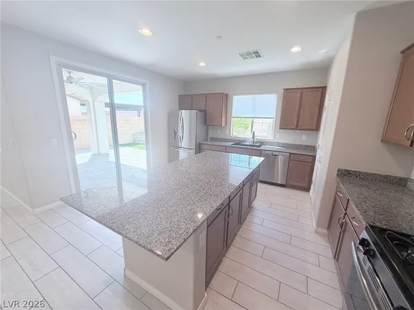 $3,700 | 10025 Desert Bighorn Court, Las Vegas, NV 89166
