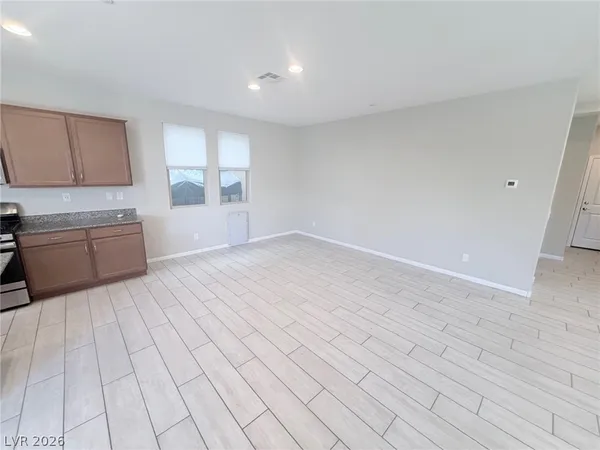 $3,700 | 10025 Desert Bighorn Court, Las Vegas, NV 89166