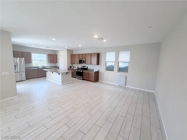 $3,700 | 10025 Desert Bighorn Court, Las Vegas, NV 89166