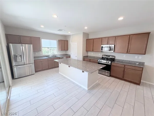 $3,700 | 10025 Desert Bighorn Court, Las Vegas, NV 89166