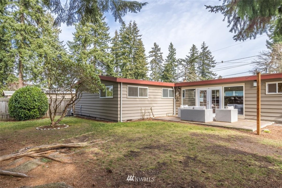 736 14th Way Southwest Edmonds, WA 98020 - Photo 22 of 32 Gallery Image 22