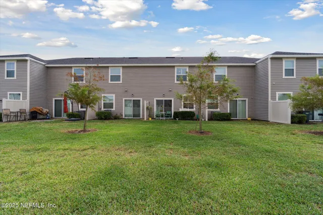 $198,000 | 7821 Merchants Way, Jacksonville, FL 32222