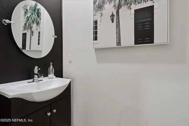 $198,000 | 7821 Merchants Way, Jacksonville, FL 32222