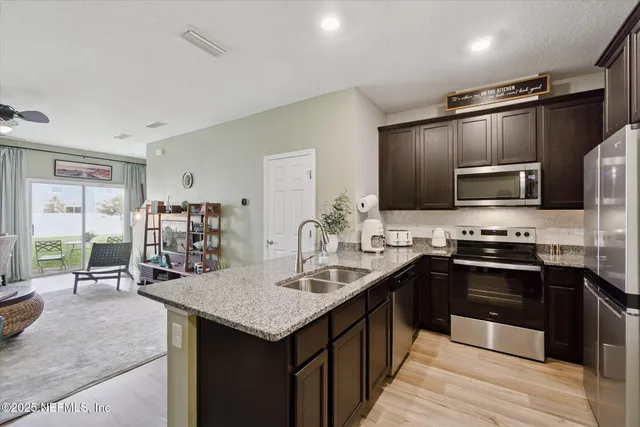 $198,000 | 7821 Merchants Way, Jacksonville, FL 32222