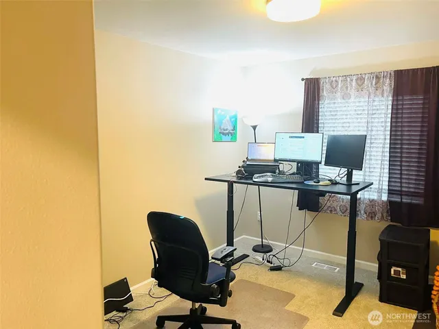 $3,900 | 20511 Southeast 256th Street, Covington, WA 98042