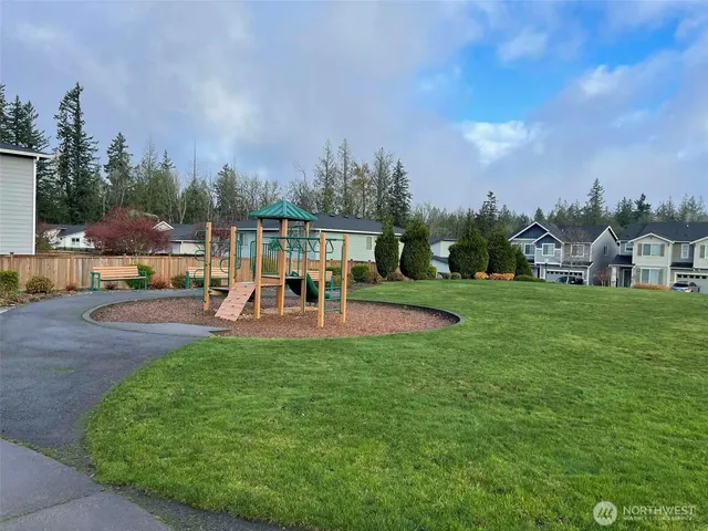 $3,900 | 20511 Southeast 256th Street, Covington, WA 98042