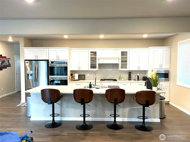 $3,900 | 20511 Southeast 256th Street, Covington, WA 98042