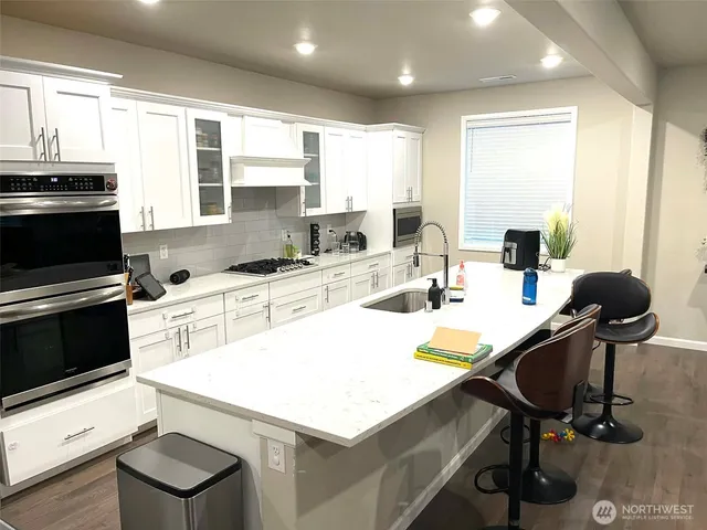 $3,900 | 20511 Southeast 256th Street, Covington, WA 98042