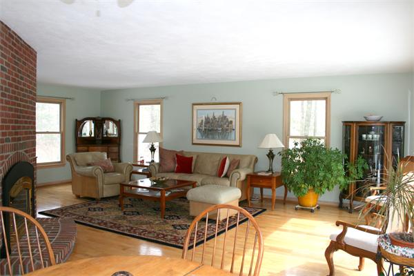 3 Sarah Doublet Road Littleton, MA 01460 - Photo 10 of 28 Gallery Image 10