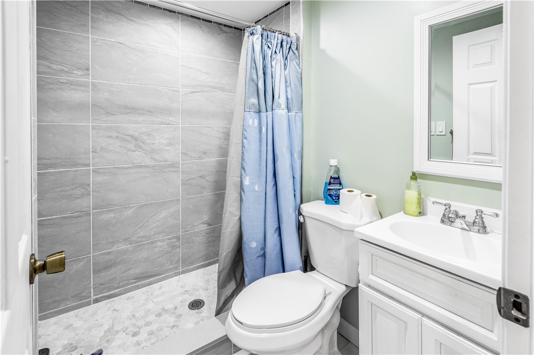 210 Lynch Street Providence, RI 02908 - Photo 15 of 26