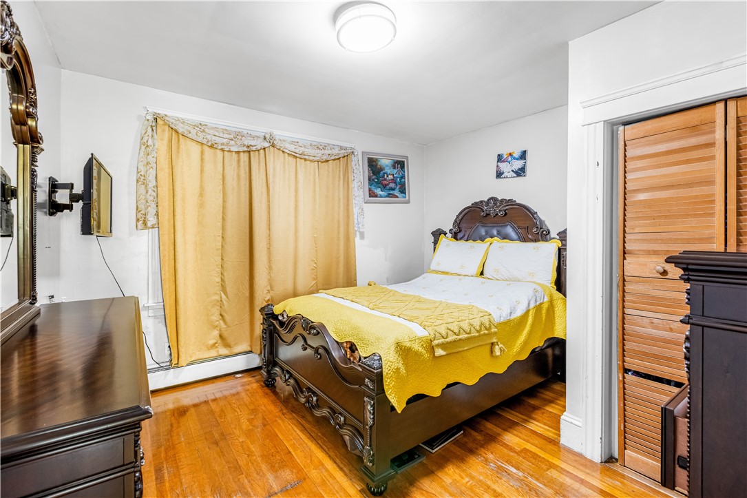 210 Lynch Street Providence, RI 02908 - Photo 7 of 26