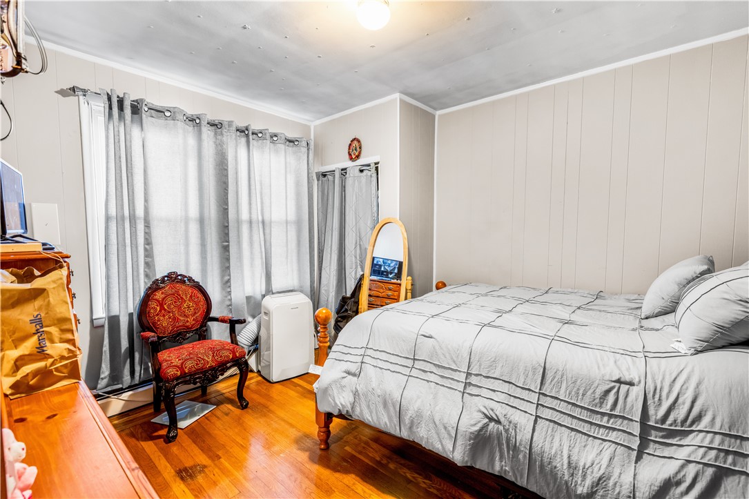 210 Lynch Street Providence, RI 02908 - Photo 8 of 26