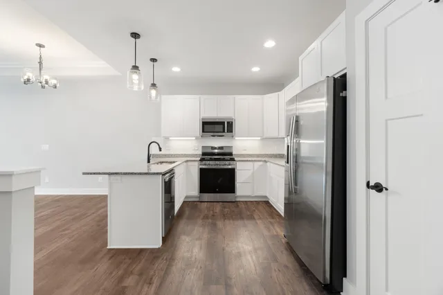 $366,900 | 144 Ashley Court, Brooklyn, MI 49230