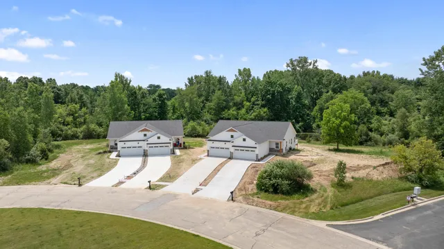 $366,900 | 144 Ashley Court, Brooklyn, MI 49230