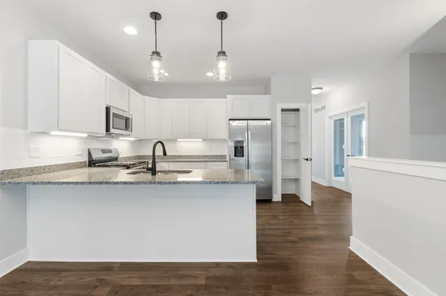 $366,900 | 144 Ashley Court, Brooklyn, MI 49230