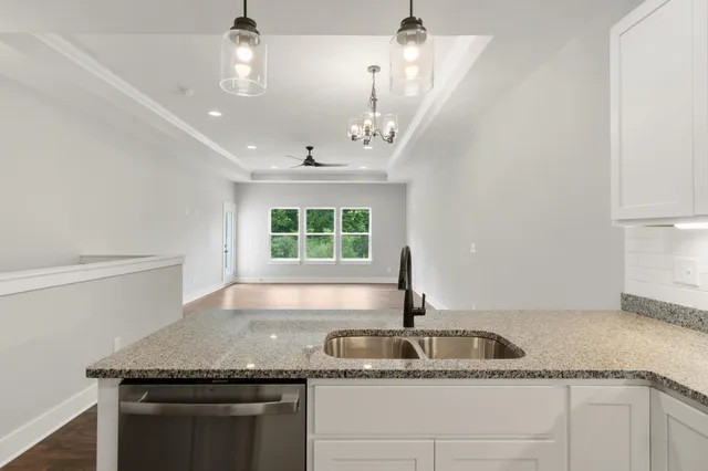 $366,900 | 144 Ashley Court, Brooklyn, MI 49230