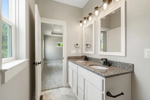 $366,900 | 144 Ashley Court, Brooklyn, MI 49230