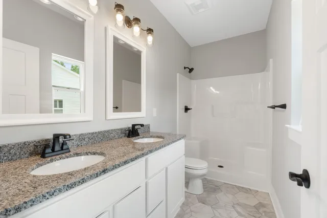 $366,900 | 144 Ashley Court, Brooklyn, MI 49230