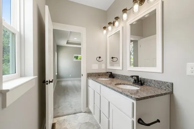 $366,900 | 144 Ashley Court, Brooklyn, MI 49230