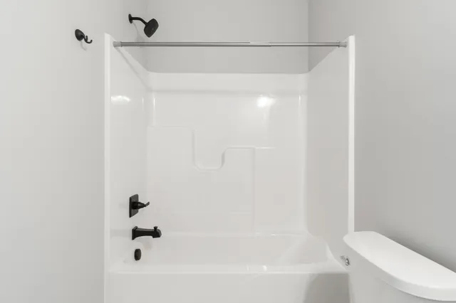 $366,900 | 144 Ashley Court, Brooklyn, MI 49230