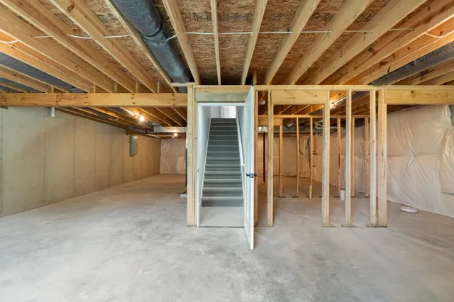 $366,900 | 144 Ashley Court, Brooklyn, MI 49230