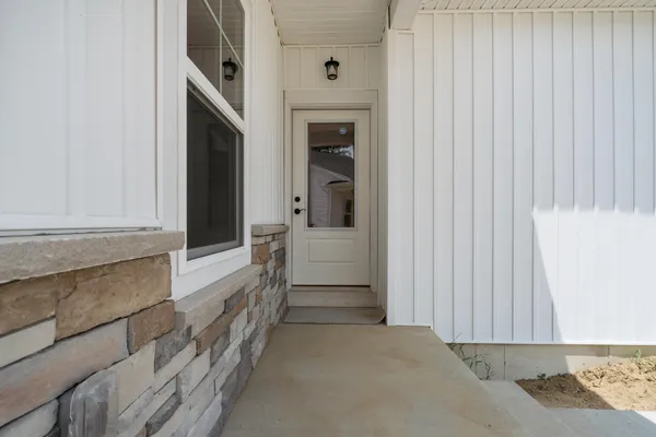 $366,900 | 144 Ashley Court, Brooklyn, MI 49230