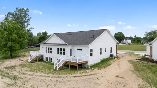 $366,900 | 144 Ashley Court, Brooklyn, MI 49230