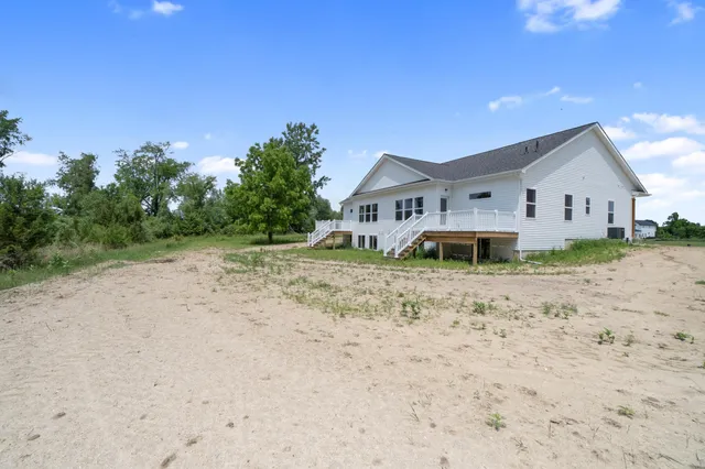 $366,900 | 144 Ashley Court, Brooklyn, MI 49230