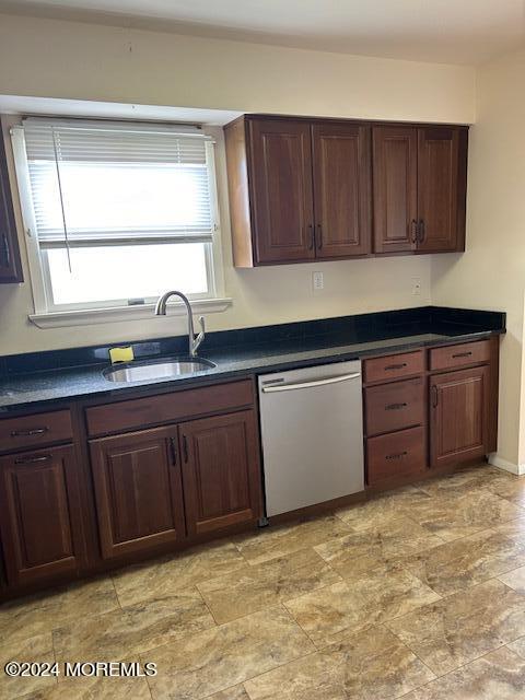 38 Markham Road Brick, NJ 08724 - Photo 11 of 25 Kitchen
