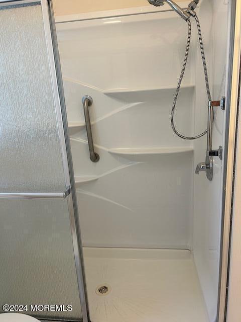 38 Markham Road Brick, NJ 08724 - Photo 14 of 25 Step in Shower